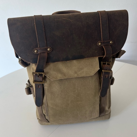 Waxed Canvas & Leather Khaki Color DSLR Camera Bag & Lens Lens Backpack - Picture 5 of 16